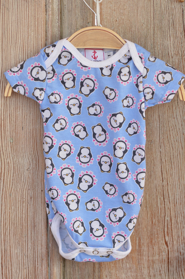 baby bodysuit
