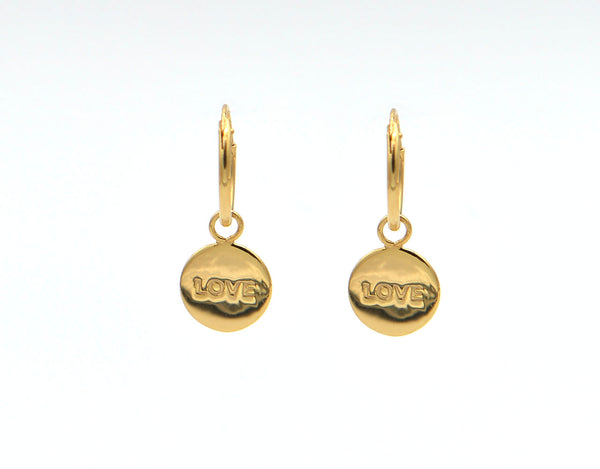 Orecchini con pendente love in argento 925% placcato in oro